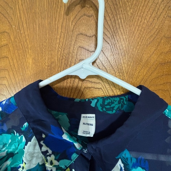 Old Navy Floral Print Shirt - Navy and Green - Picture 8 of 8